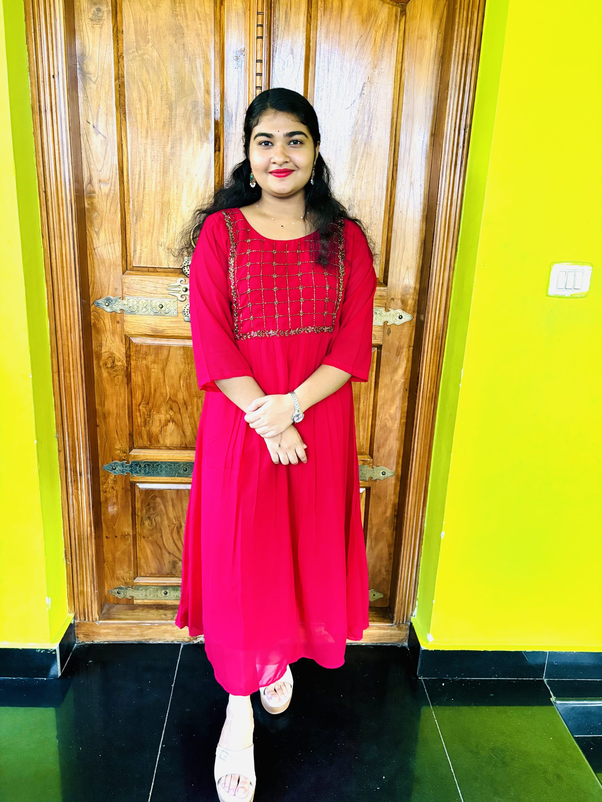 Rani Ruby Kurti